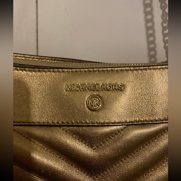 Michael Kors Purse - Picture 4 of 12